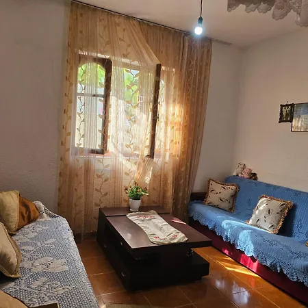 Pogradeci Apartment *